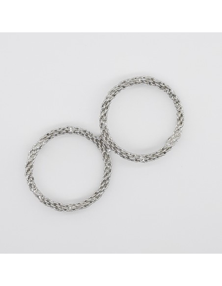 Cierre alamar metálico plata.