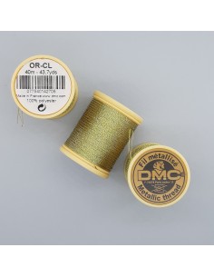 Hilo metalizado dorado DCM para bordado a mano. 2