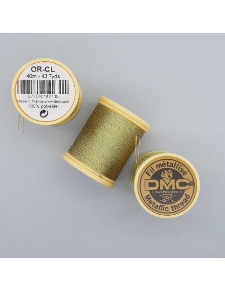 Hilo metalizado dorado DCM para bordado a mano.