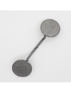 Broche con pinza y cadena metálico negro pavonado
