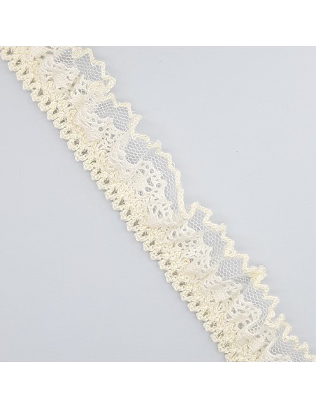 Puntilla bolillo con tul de 2,5 cms crudo 102