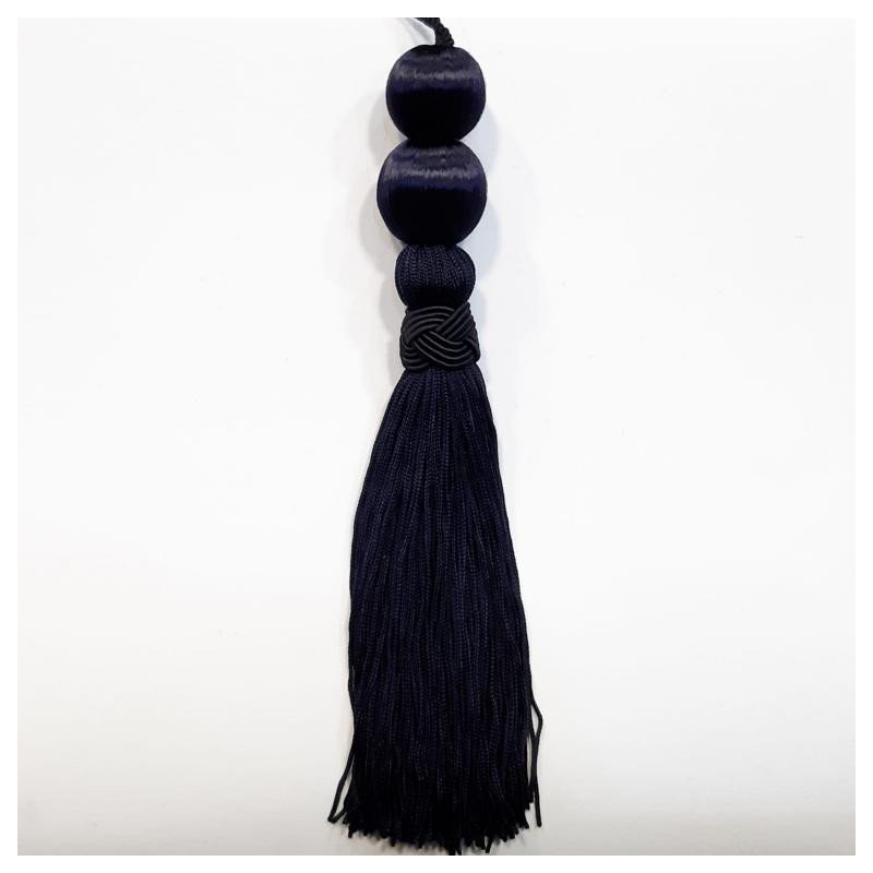Borla cuquillo azul marino con cabeza bola de seda.