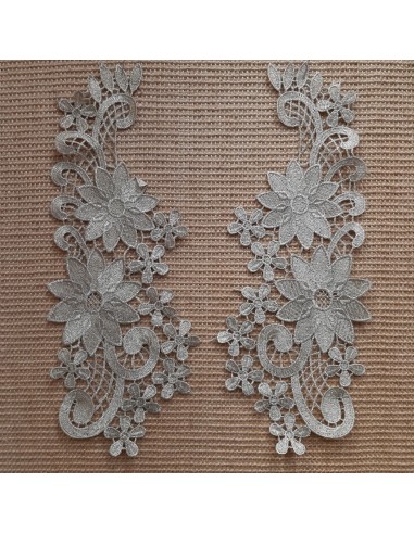 Aplique metalizado guipur dorado 32 x 12 cms