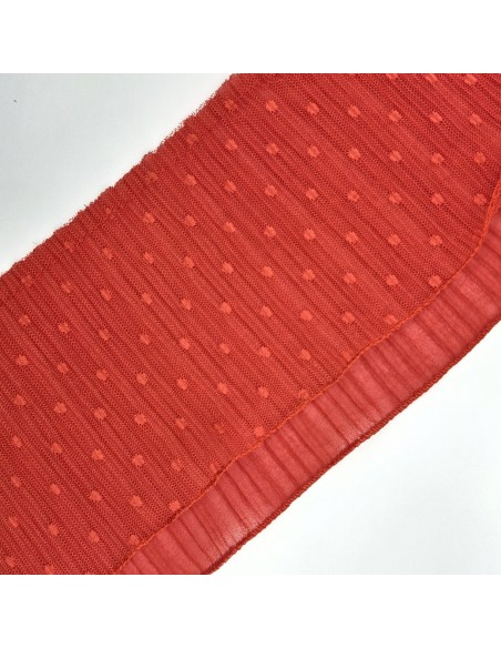 Volante plisado azul marino con tul y con topos decorativos de 13 cms. Ideal para remates y dar volumen en prendas y complemento