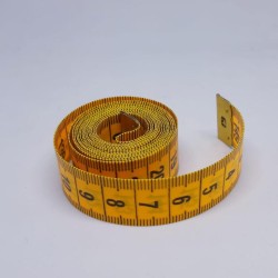 Cinta métrica amarilla numeración ambas caras.  2