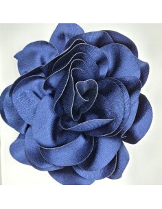 Flor satén 18 cms gris. 2