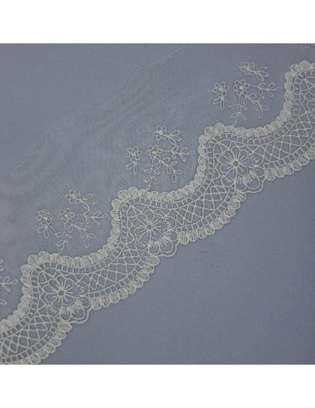 Puntilla encaje tul bordado beige 8 cm.