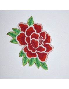 Flor bordada termoadhesiva. 2