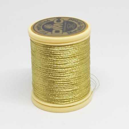 Hilo metalizado dorado DCM para bordado a mano.