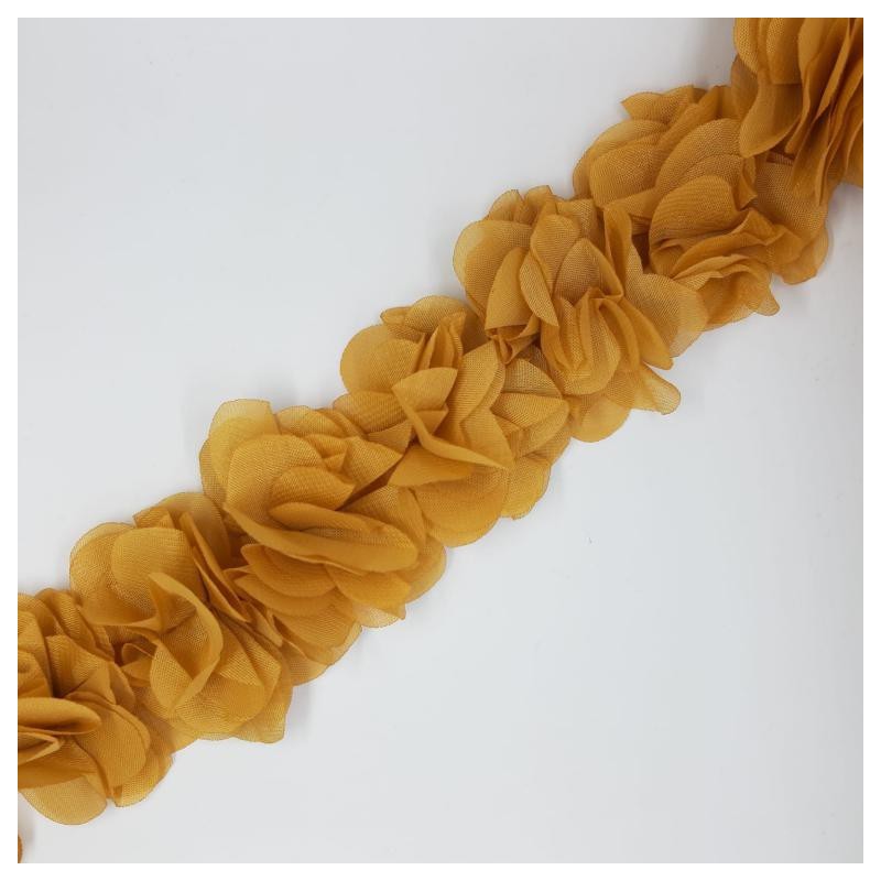 Tira flores organdí ocre